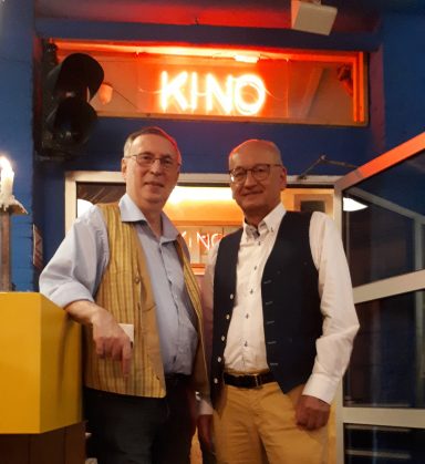 4. Pankower Kulturgespräche, Dr. Andreas Bossmann mit Frank-Burkhard Habel, Filmwissenschaftler und Autor, Brotfabrik 30.8.2025,|Pankower Kultur-Gespräche 2025 | Ausgabe 4. Im Kinosaal der Film „Kalina Krassnaja“ (UdSSR 1974), Regie: Wassili Schukschin